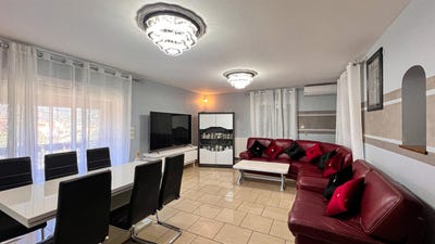 /international/fr/chateau-arnoux-saint-auban-provence-alpes-cote-d-azur-310098340270/