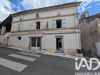 /international/fr/nersac-charente-310108590972/