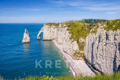 /international/fr/etretat-upper-normandy-310107743506/