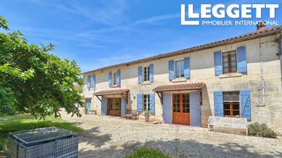 /international/fr/aubeterre-sur-dronne-charente-310108481685/