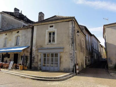 /international/fr/bourdeilles-aquitaine-120094654962/