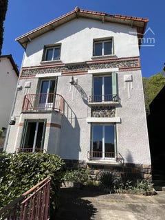 /international/fr/royat-auvergne-310107919781/