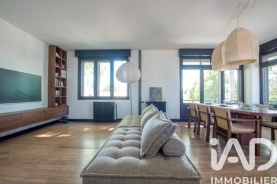 /international/fr/angers-pays-de-la-loire-310108270581/