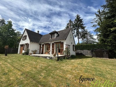 /international/fr/brinon-sur-sauldre-centre-val-de-loire-310108007940/