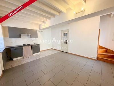 /international/fr/villeneuve-l-archeveque-burgundy-310107273769/