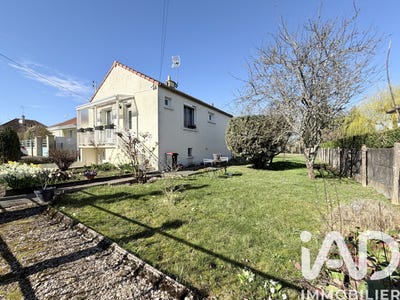 /international/fr/courtenay-centre-val-de-loire-310106512752/