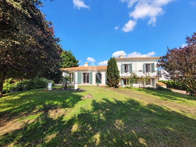 /international/fr/challans-pays-de-la-loire-310110202738/