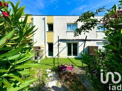 /international/fr/noyal-chatillon-sur-seiche-brittany-310100858906/