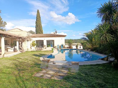/international/fr/saint-gely-du-fesc-languedoc-roussillon-310104420485/