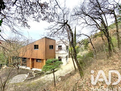 /international/fr/le-poet-laval-rhone-310105987824/
