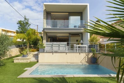 /international/fr/bandol-hh-15607270-bandol-provence-alpes-cote-d-azur-310100953780/