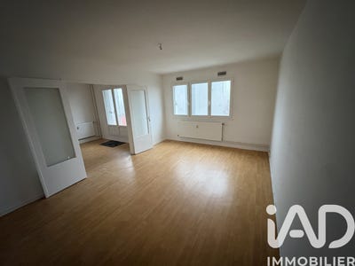 /international/fr/beauvais-ile-de-france-310105894627/
