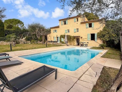 /international/fr/grasse-provence-alpes-cote-d-azur-310109099626/