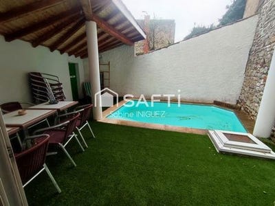 /international/fr/castres-midi-pyrenees-310108247661/