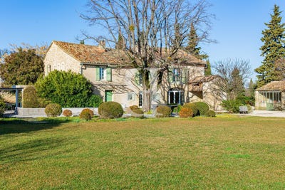 /international/fr/vaison-la-romaine-provence-alpes-cote-d-azur-310108677316/