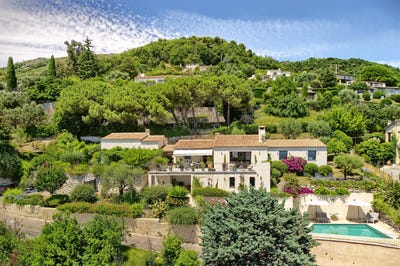 /international/fr/tourrettes-sur-loup-provence-alpes-cote-d-azur-310100993012/?lang=zh-cn