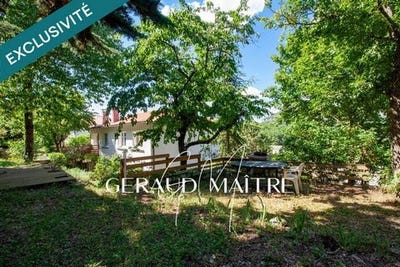 /international/fr/roquefort-sur-soulzon-midi-pyrenees-310105408078/