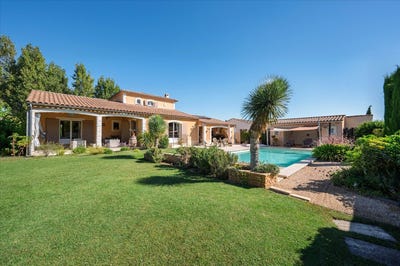/international/fr/paradou-provence-alpes-cote-d-azur-310110287977/