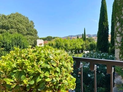 /international/fr/saint-remy-de-provence-provence-alpes-cote-d-azur-310101060090/