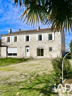 /international/fr/salles-d-angles-charente-310105538504/