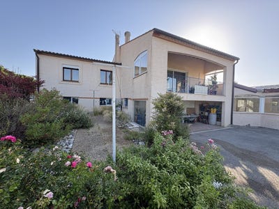 /international/fr/castelnaudary-languedoc-roussillon-310120035048/