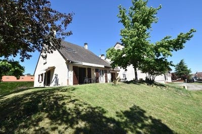 /international/fr/rigny-sur-arroux-burgundy-310100363097/