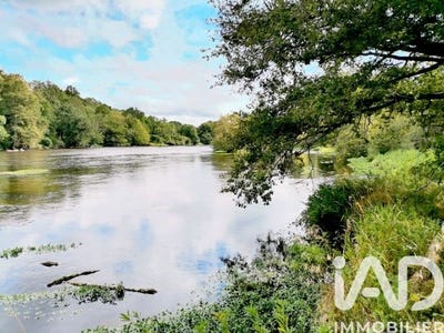 /international/fr/queaux-charente-310107670934/