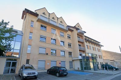 /international/fr/lons-le-saunier-franche-comte-310104472887/
