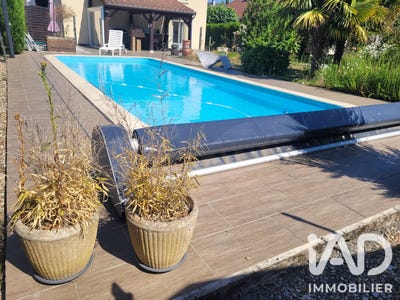 /international/fr/gueugnon-burgundy-310108044501/