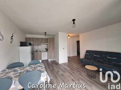 /international/fr/angoulins-charente-310099050455/