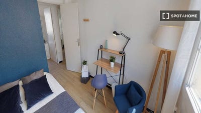/international/fr/montpellier-languedoc-roussillon-310108563334/