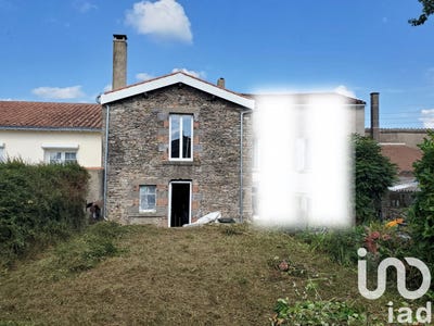 /international/fr/saint-pierre-du-chemin-pays-de-la-loire-310099651561/
