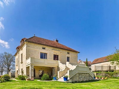 /international/fr/gourdon-midi-pyrenees-310107888591/
