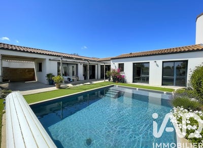 /international/fr/montroy-charente-310107177672/