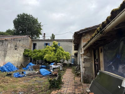 /international/fr/saint-martin-lacaussade-aquitaine-310108733155/