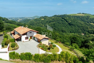 /international/fr/hasparren-aquitaine-310108776267/