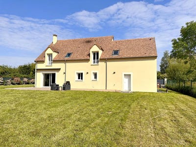 /international/fr/houdan-picardie-310100386630/