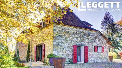 /international/fr/navarrenx-aquitaine-310095282544/
