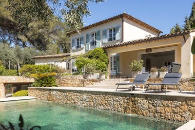 /international/fr/mougins-provence-alpes-cote-d-azur-310108483815/