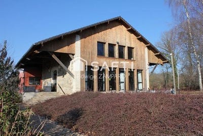 /international/fr/champagnac-la-riviere-limousin-310105774035/