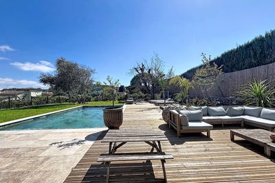 /international/fr/grasse-provence-alpes-cote-d-azur-310108677111/