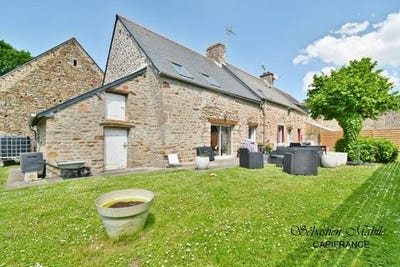/international/fr/roz-sur-couesnon-brittany-310099625036/