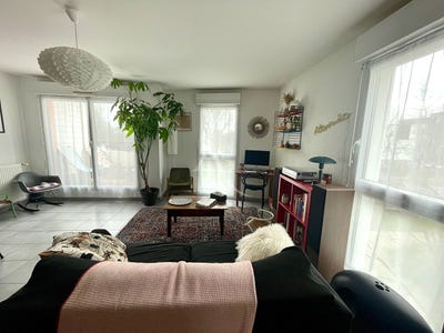 /international/fr/angers-pays-de-la-loire-310108701107/