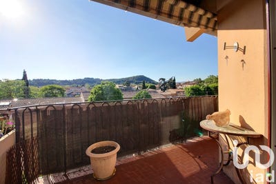 /international/fr/le-beausset-provence-alpes-cote-d-azur-310097820832/