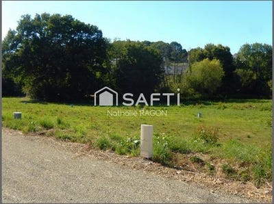 /international/fr/montreuil-sous-perouse-brittany-310101388301/