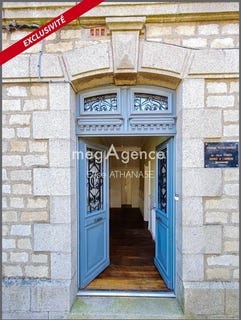 /international/fr/fougeres-brittany-310107621924/