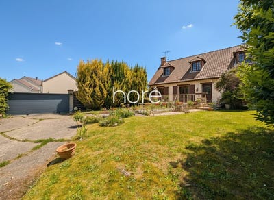 /international/fr/jouy-le-moutier-ile-de-france-310108330054/