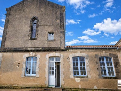 /international/fr/jarnac-charente-310107302550/