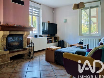 /international/fr/bourg-et-comin-picardie-310107644381/