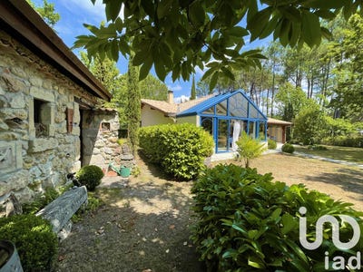 /international/fr/grayan-et-l-hopital-aquitaine-310101173614/